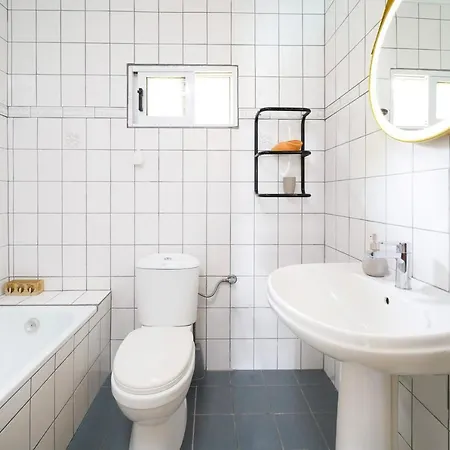 Holiday home Glifoneri Seaside House *