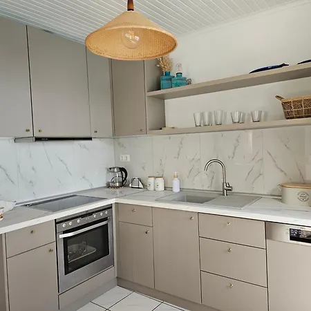 Case de vacanță Glifoneri Seaside House *