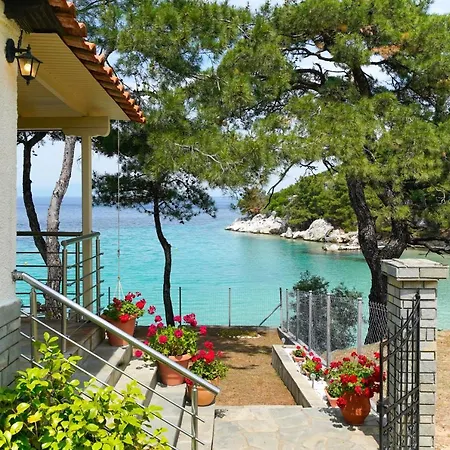 Glifoneri Seaside House Páhisz